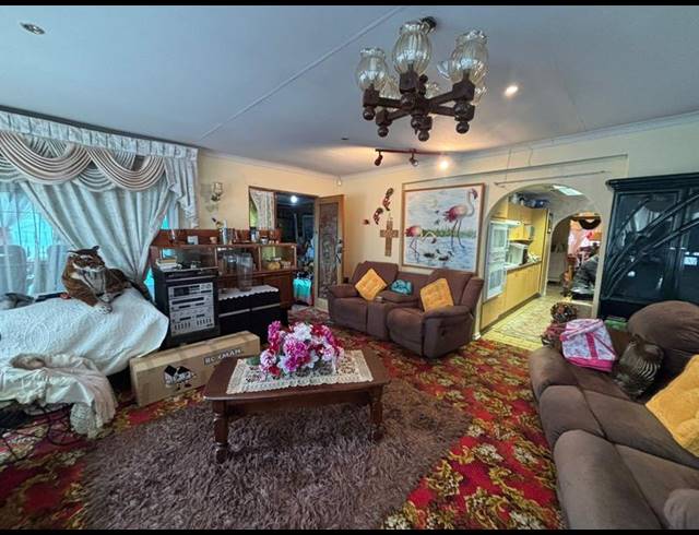 3 BEDROOM HOUSE FOR SALE IN CLAREMONT